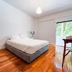 Spacious, Luxurious, And Charming In Premium Location With Parking Porto