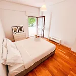Apartmán Spacious, Luxurious, And Charming In Premium Location With Parking *