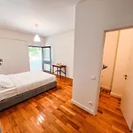 Spacious, Luxurious, And Charming In Premium Location With Parking *