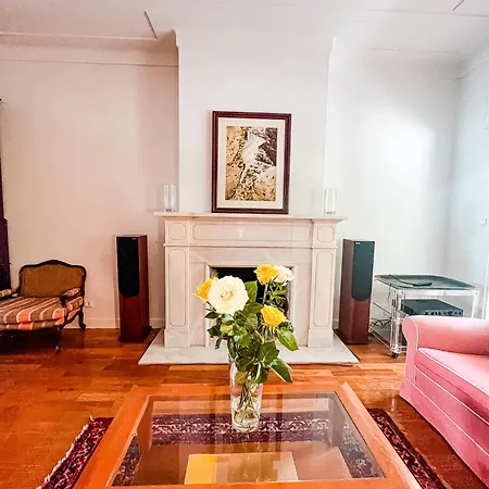 Spacious, Luxurious, And Charming In Premium Location With Parking