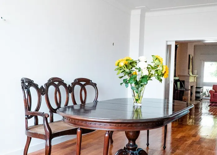 Spacious, Luxurious, And Charming In Premium Location With Parking