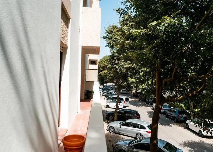 Spacious, Luxurious, And Charming In Premium Location With Parking Apartamento Oporto